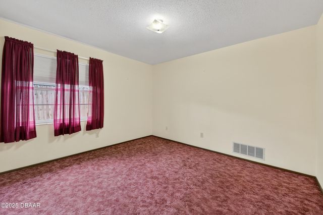 1086 Kingswood Way, Port Orange, FL 32129