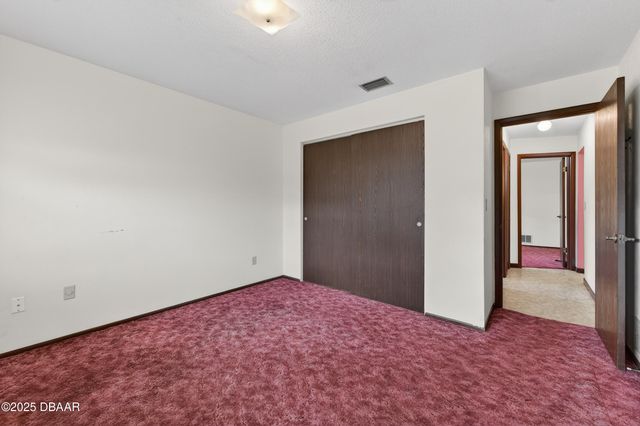 1086 Kingswood Way, Port Orange, FL 32129