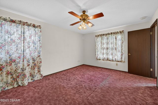 1086 Kingswood Way, Port Orange, FL 32129