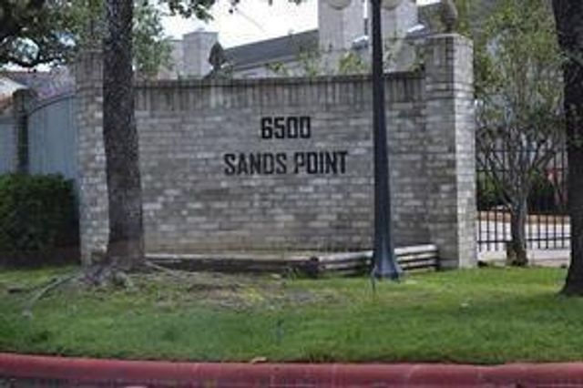 6500 Sands Point Drive 508, Houston, TX 77074
