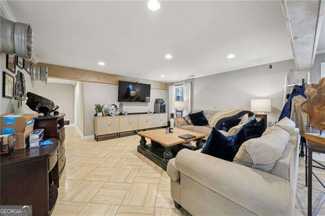 5803 Little Doe Walk, Flowery Branch, GA 30542