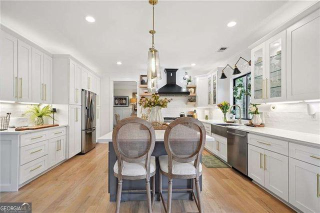 5803 Little Doe Walk, Flowery Branch, GA 30542