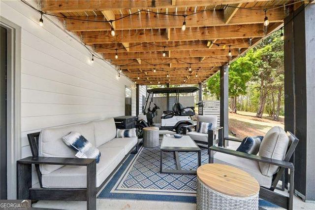 5803 Little Doe Walk, Flowery Branch, GA 30542