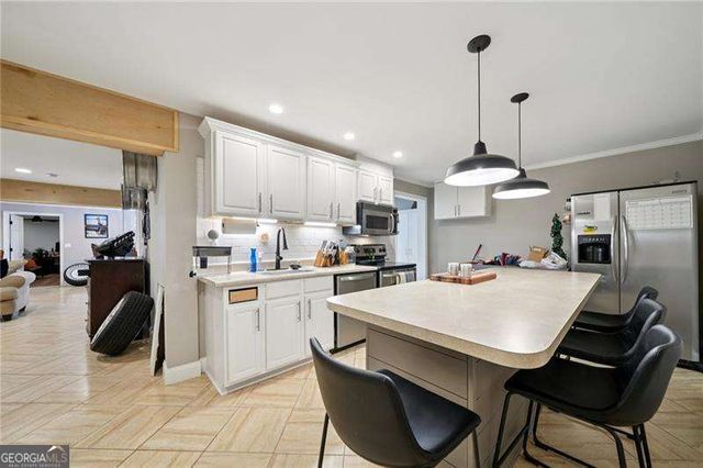5803 Little Doe Walk, Flowery Branch, GA 30542