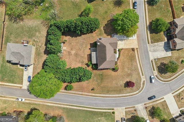 5803 Little Doe Walk, Flowery Branch, GA 30542