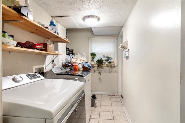 167 Bridgewood SE Drive, Conyers, GA 30094