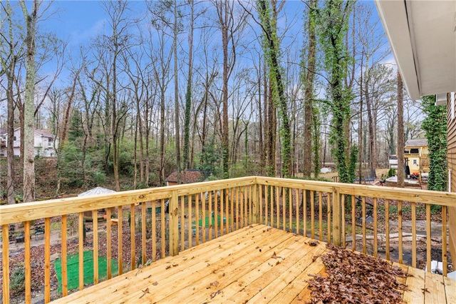 167 Bridgewood SE Drive, Conyers, GA 30094