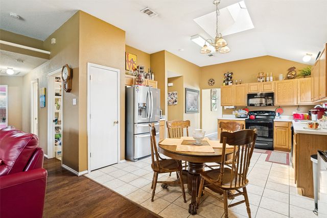 1005 Darren Drive, Burleson, TX 76028