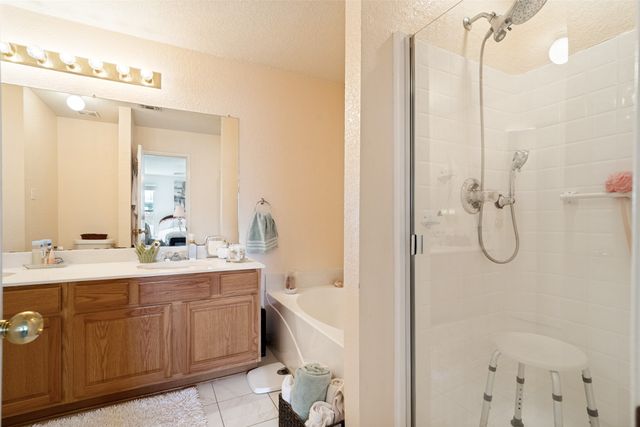 1005 Darren Drive, Burleson, TX 76028