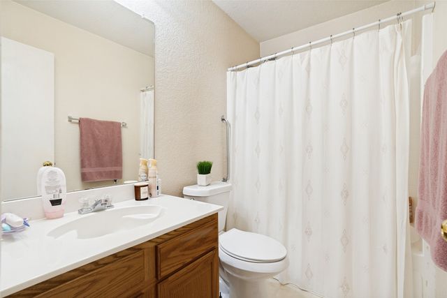 1005 Darren Drive, Burleson, TX 76028