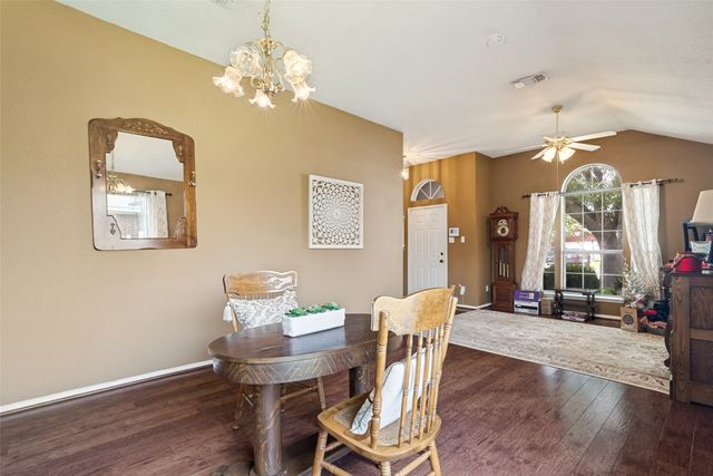 1005 Darren Drive, Burleson, TX 76028
