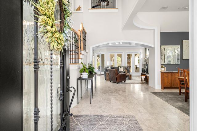 64 S Parkgate Circle, The Woodlands, TX 77381