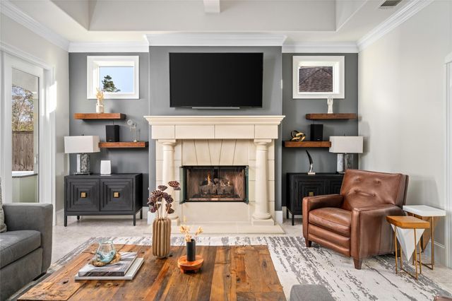 64 S Parkgate Circle, The Woodlands, TX 77381