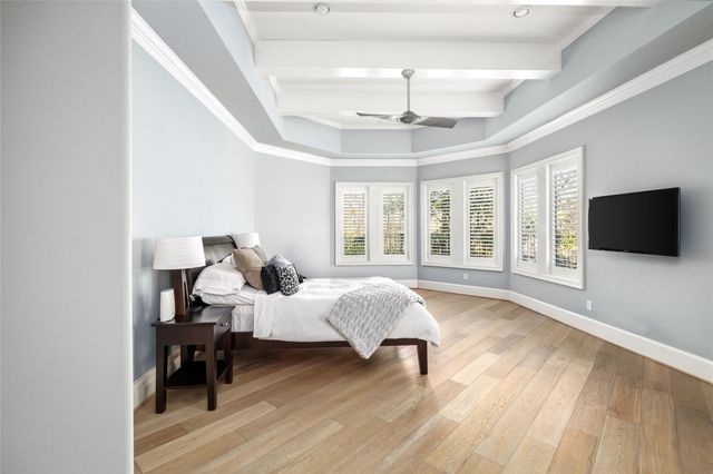 64 S Parkgate Circle, The Woodlands, TX 77381