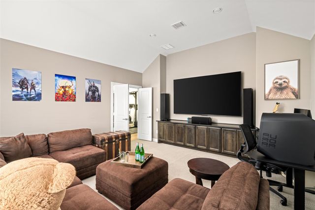 64 S Parkgate Circle, The Woodlands, TX 77381