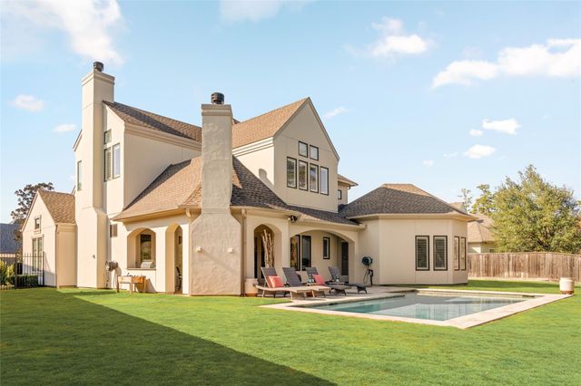 64 S Parkgate Circle, The Woodlands, TX 77381