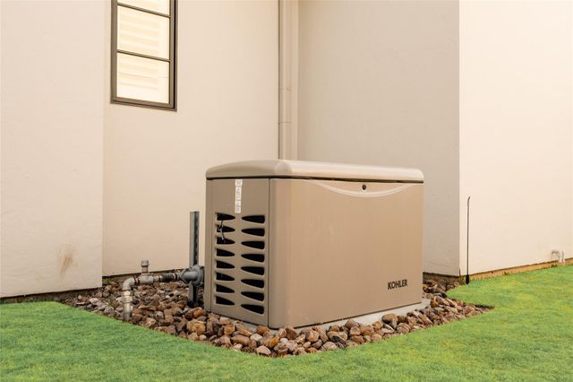 64 S Parkgate Circle, The Woodlands, TX 77381