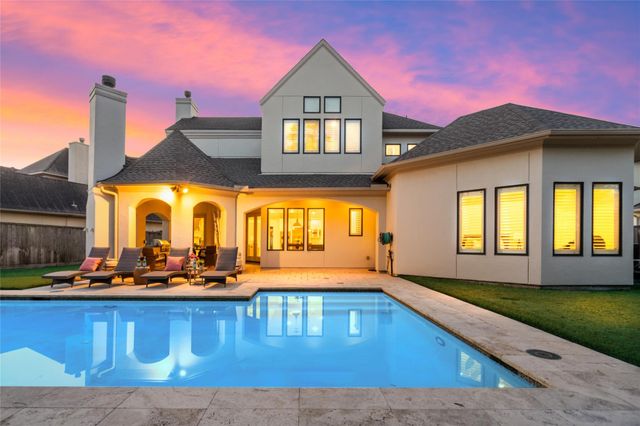 64 S Parkgate Circle, The Woodlands, TX 77381