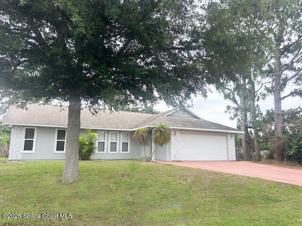 1105 Dallam Avenue NW, Palm Bay, FL 32907