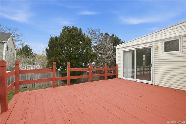 292 Concord Street, Dix Hills, NY 11746