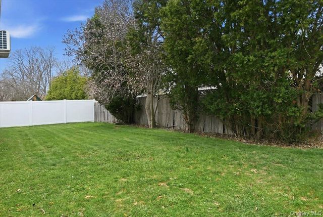 292 Concord Street, Dix Hills, NY 11746