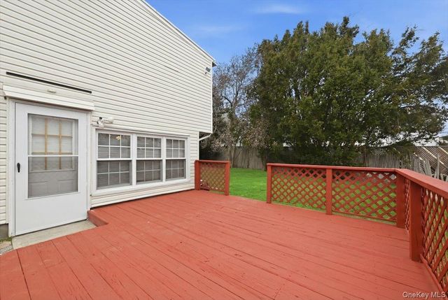 292 Concord Street, Dix Hills, NY 11746