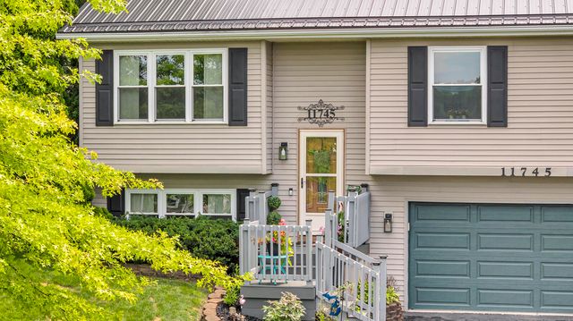 11745 N Waldron Road, Jerome, MI 49249