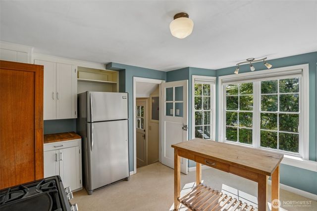 739 N 165th Street, Shoreline, WA 98133
