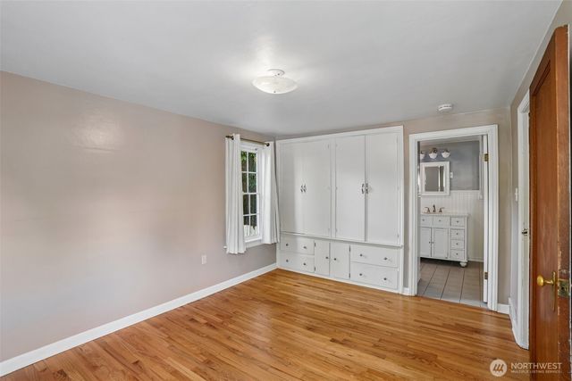 739 N 165th Street, Shoreline, WA 98133