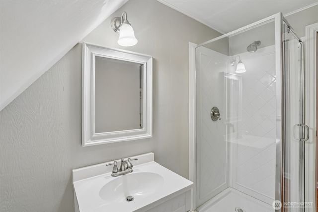 739 N 165th Street, Shoreline, WA 98133
