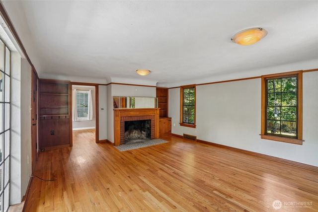 739 N 165th Street, Shoreline, WA 98133