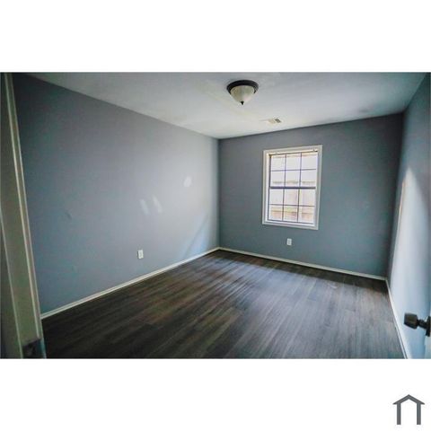 3232 Berry Street, Houston, TX 77004