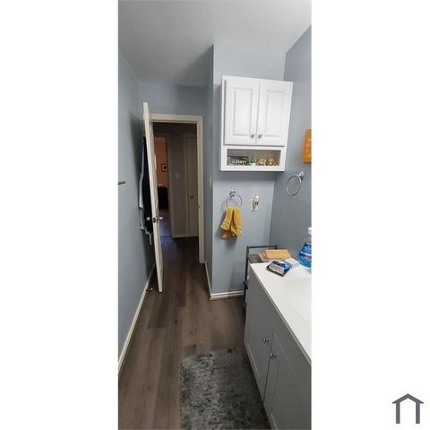 3232 Berry Street, Houston, TX 77004