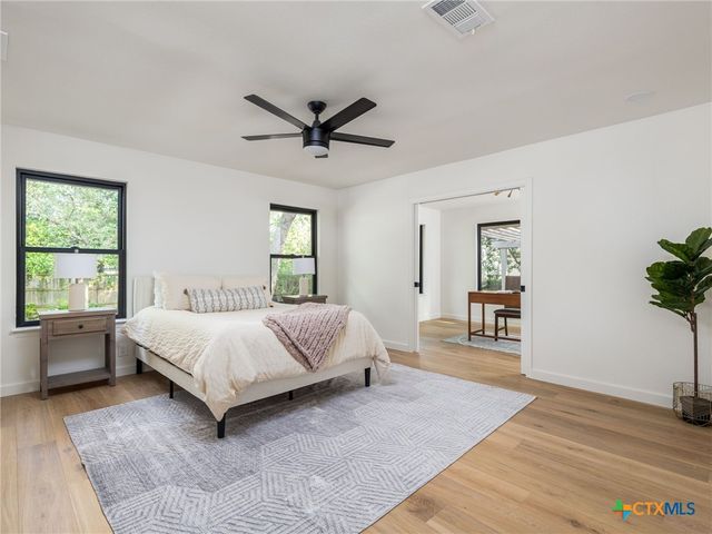 11103 Oak Knoll Drive, Austin, TX 78759
