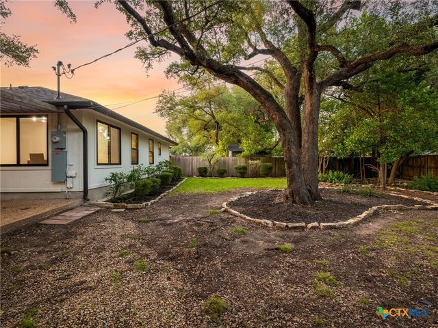11103 Oak Knoll Drive, Austin, TX 78759