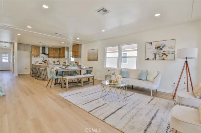 12035 Ramona, Hawthorne, CA 90250