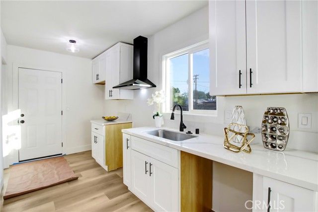 4555 Acacia, San Bernardino, CA 92407