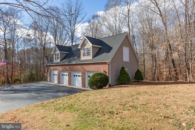 8528 WORMAN DR, King George, VA 22485