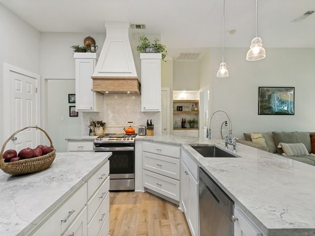 1411 Park Palisades Drive, Corinth, TX 76210