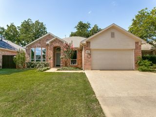 1411 Park Palisades Drive, Corinth, TX 76210