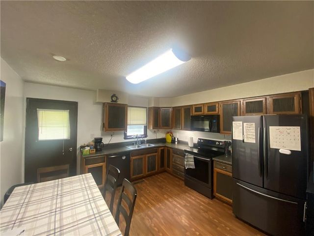 305 Renee Lane, Garden City, MO 64747