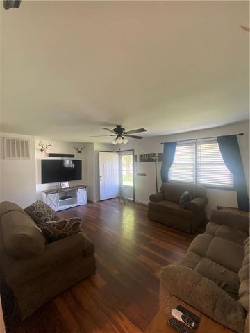 305 Renee Lane, Garden City, MO 64747