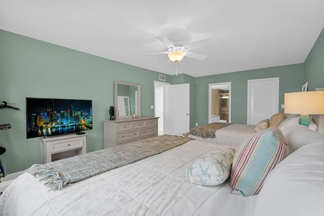 1701 S Ocean Drive 203, Hollywood, FL 33019