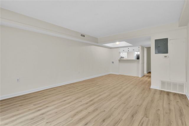 2530 E North Street Unit #11B, Greenville, SC 29615