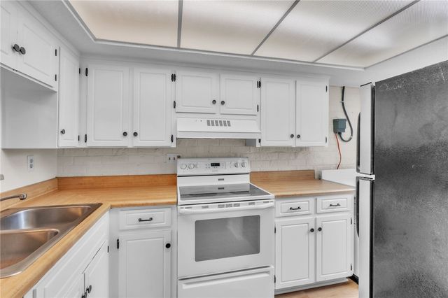 2530 E North Street Unit #11B, Greenville, SC 29615