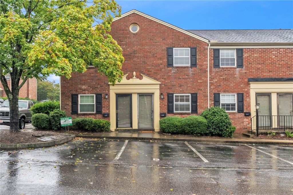 2530 E North Street Unit #11B, Greenville, SC 29615