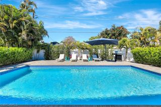 761 99th AVE N, Naples, FL 34108