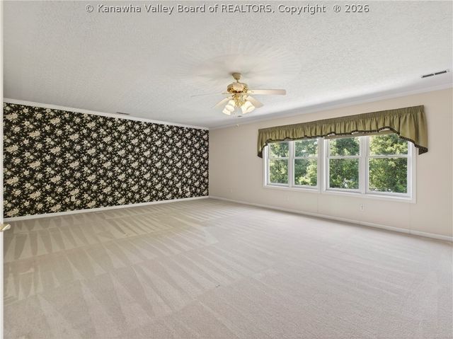 211 Seneca Valley Estates, Sissonville, WV 25320