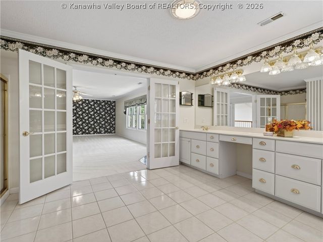211 Seneca Valley Estates, Sissonville, WV 25320