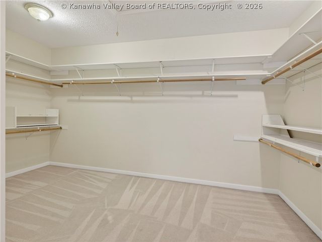 211 Seneca Valley Estates, Sissonville, WV 25320